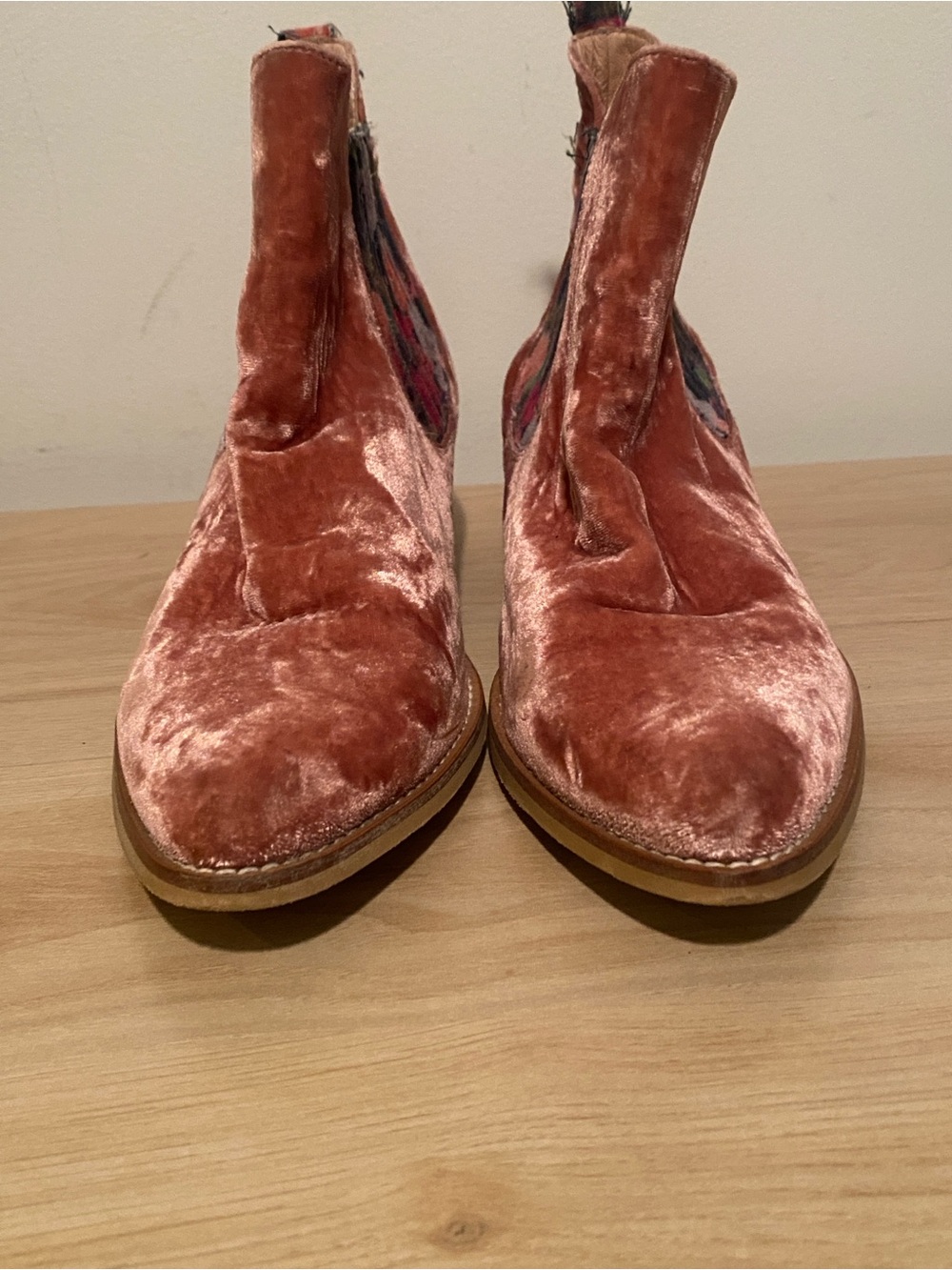Shellys London Anthropologie Pink Velvet Floral Chelsea Boots US 9.5 - Picture 5 of 9